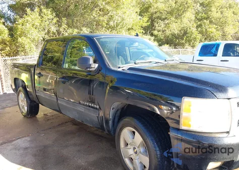 2010 Chevrolet Silverado 1500 Lt z USA, uszkodzony, nr VIN 3GCRCSE02AG225245